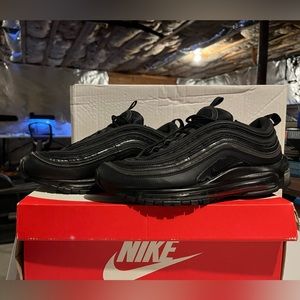 Nike air max 97 barely worn black